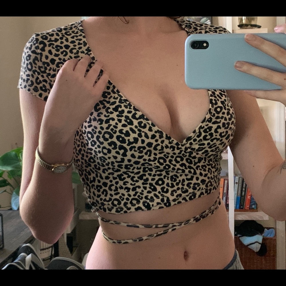 Leopard print cross-tie top